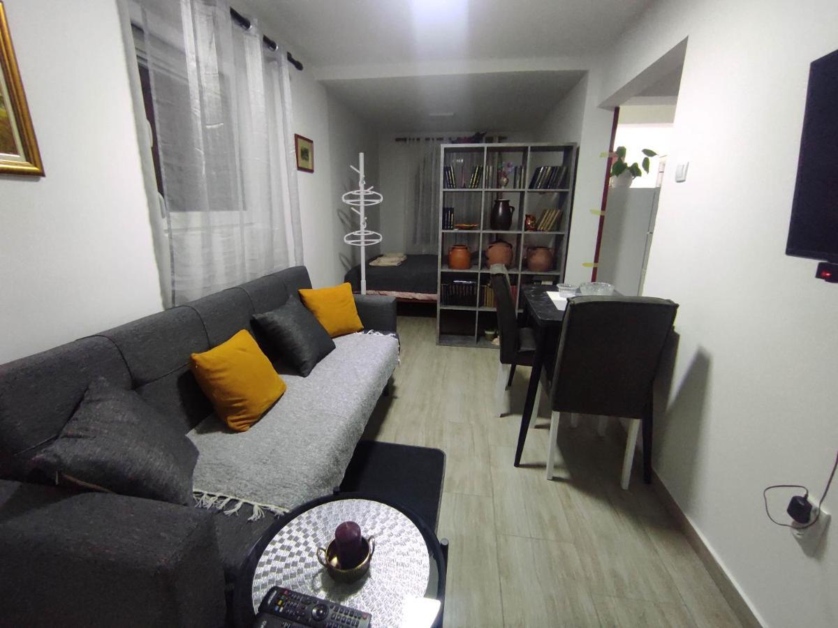 Andrea Airport Apartments Belgrade Exterior photo